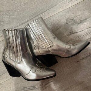 Women's Silver Boots
